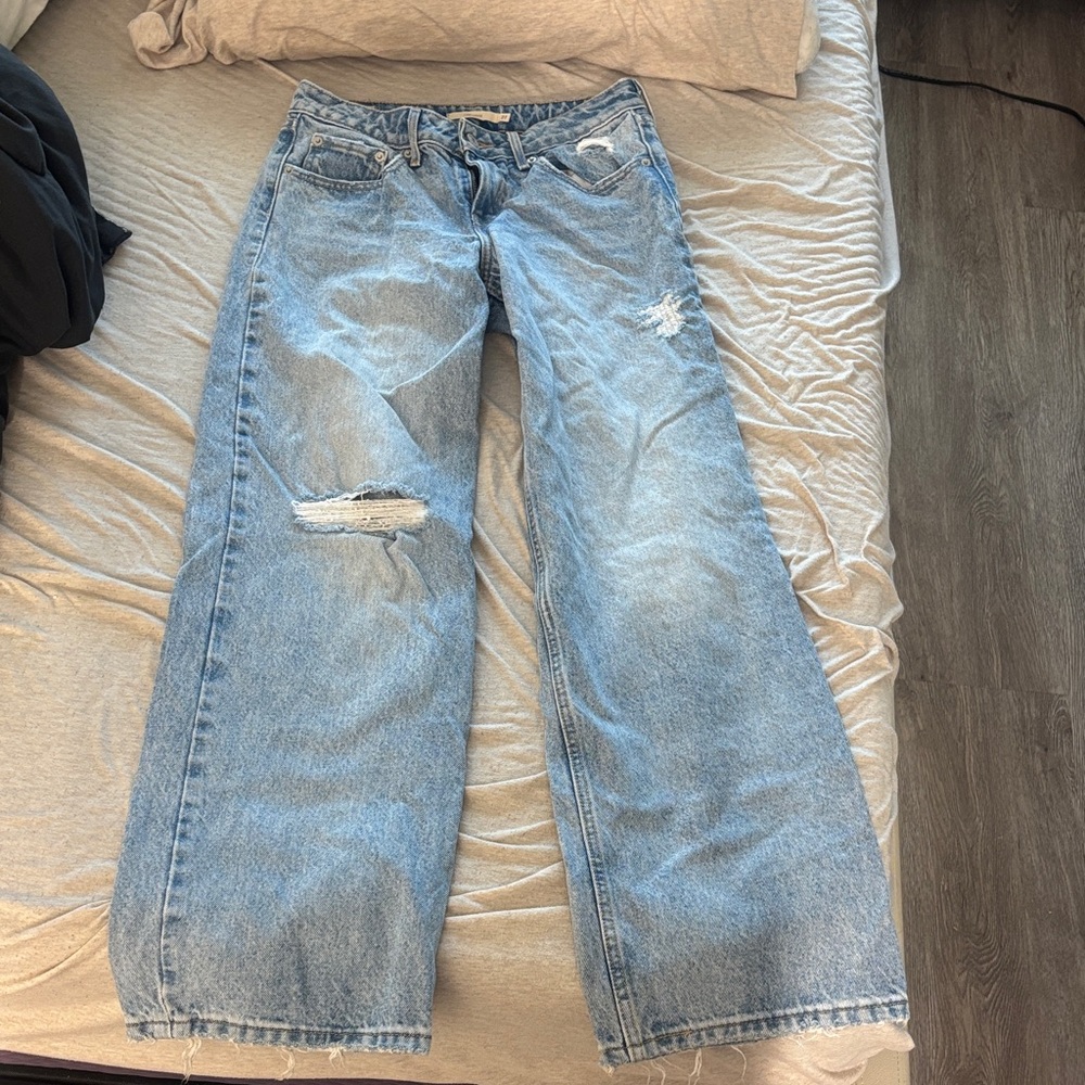 Levi’s Low Loose